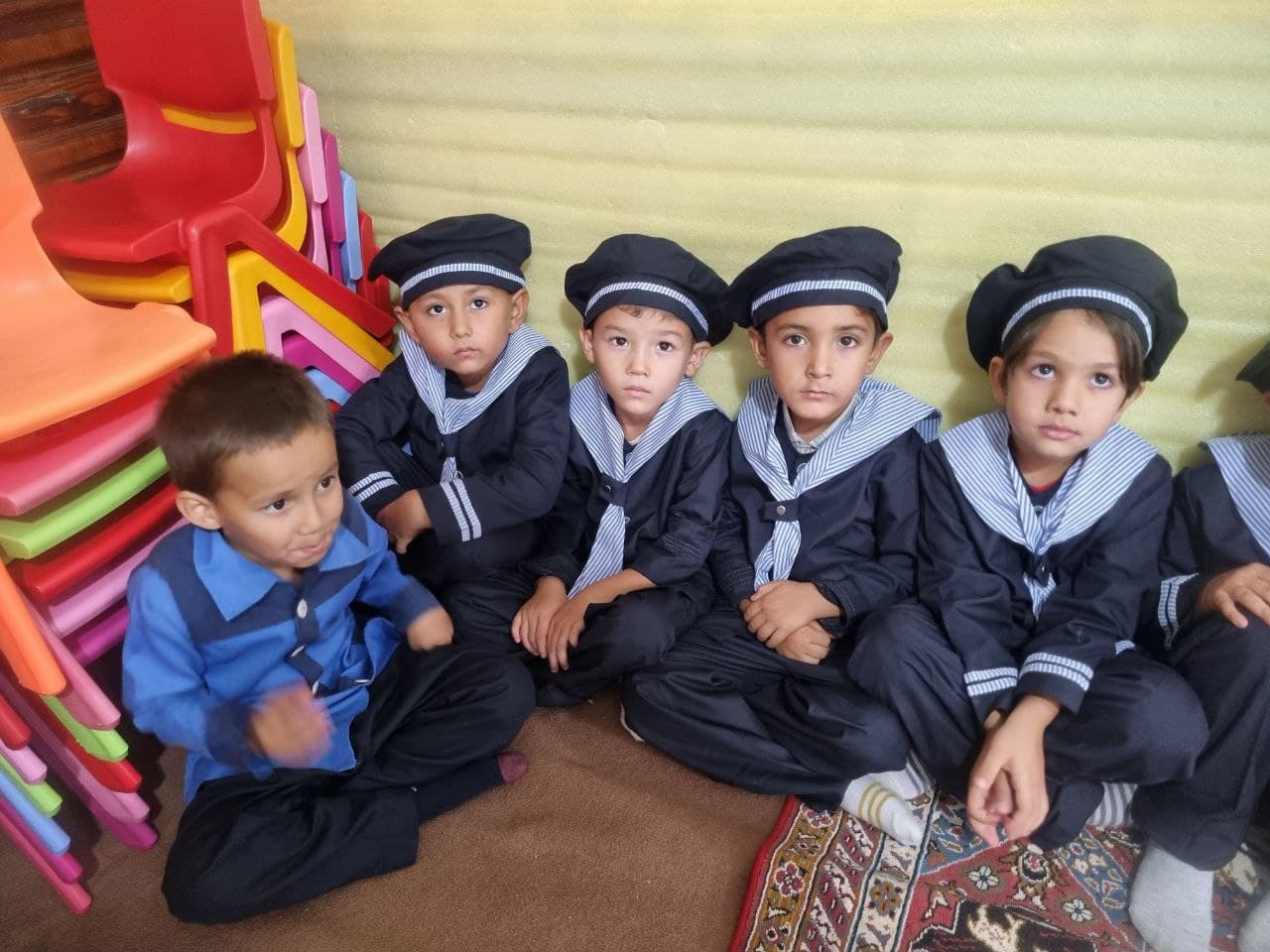 کودکستان مهر مادر